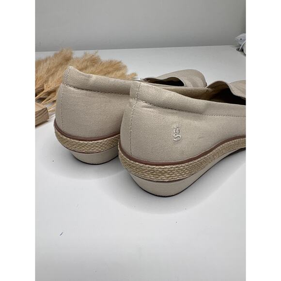 Grasshoppers Cleo Wedge Stripe Flats Size 8 Cream Orthalite Comfort - Picture 6 of 7